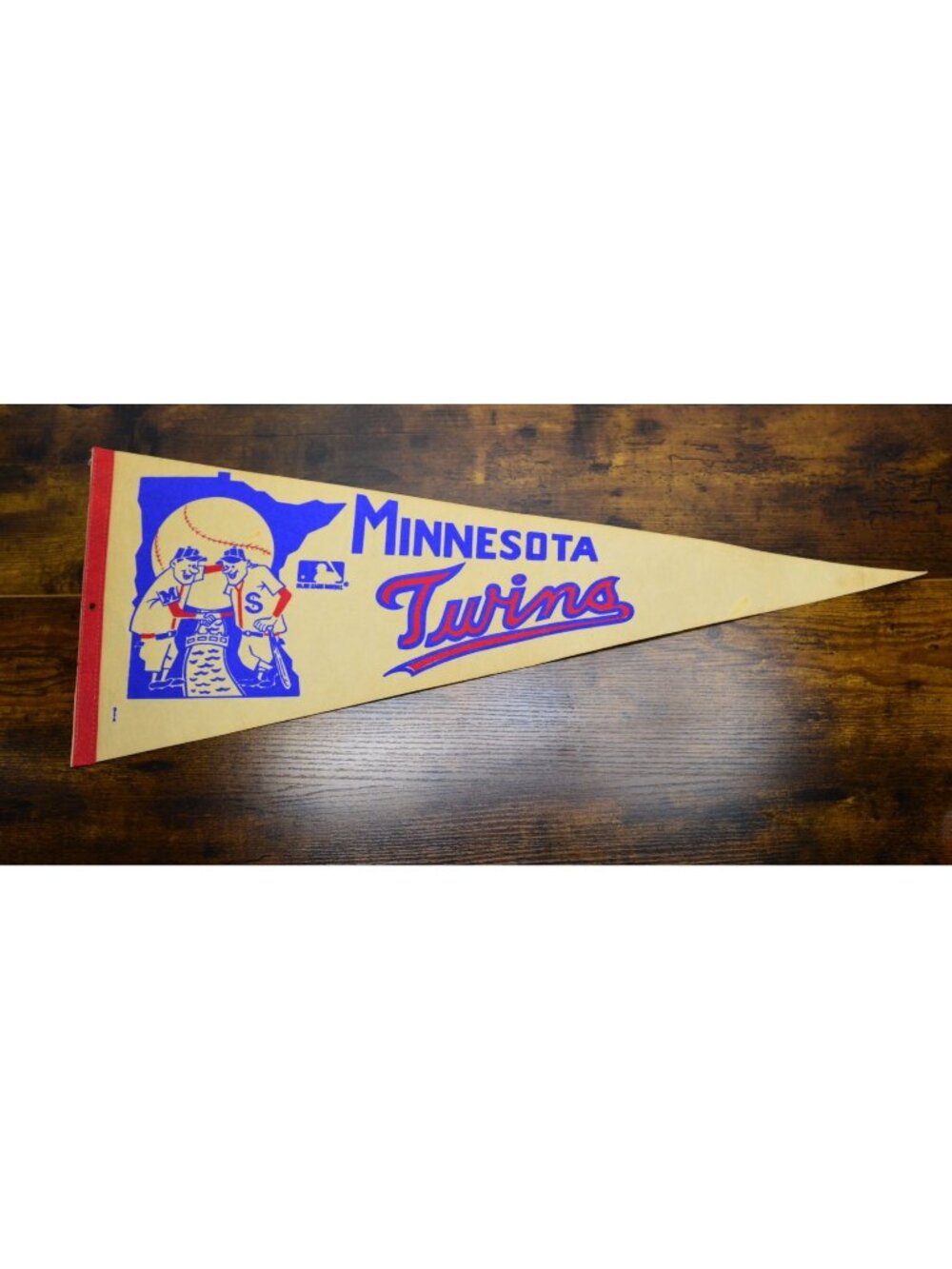 Vintage MLB Minnesota Twins pennant